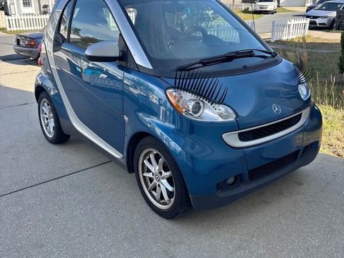 Used 2010 smart fortwo passion image 1