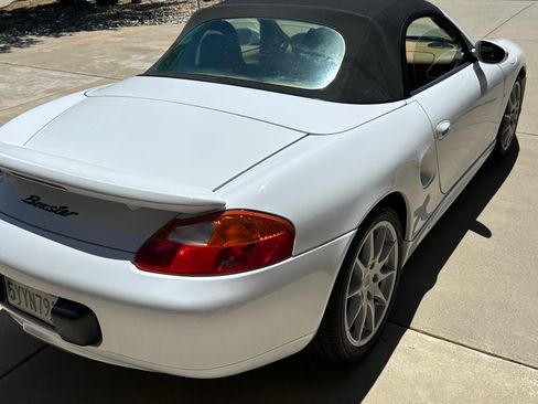 Used 1999 Porsche Boxster RWD image 11