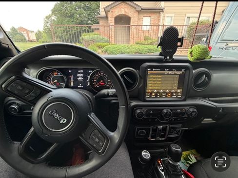 Used 2023 Jeep Wrangler Unlimited Sport AWD/4WD image 10