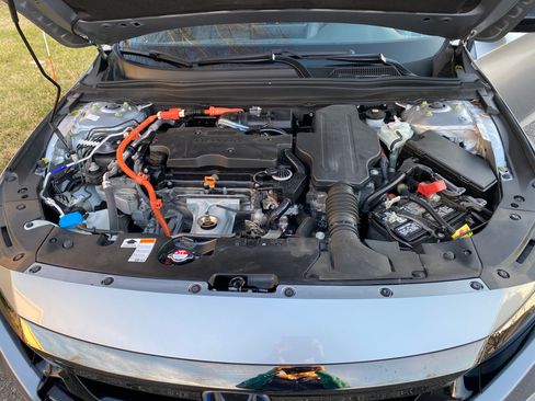 Used 2022 Honda Accord Sport image 8