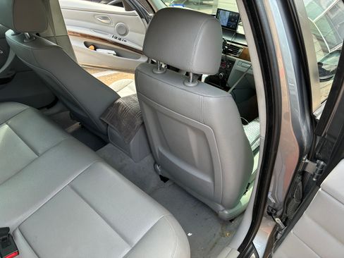 Used 2010 BMW 328i Sedan RWD image 23