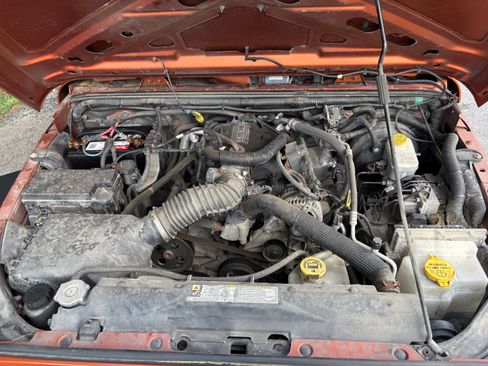 Used 2011 Jeep Wrangler Unlimited Sport AWD/4WD image 6
