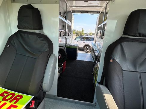 Used 2024 Ford E-350 and Econoline 350 Super Duty w/ Power Windows & Locks Group image 10