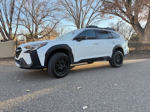 Used 2023 Subaru Outback Limited XT image 1