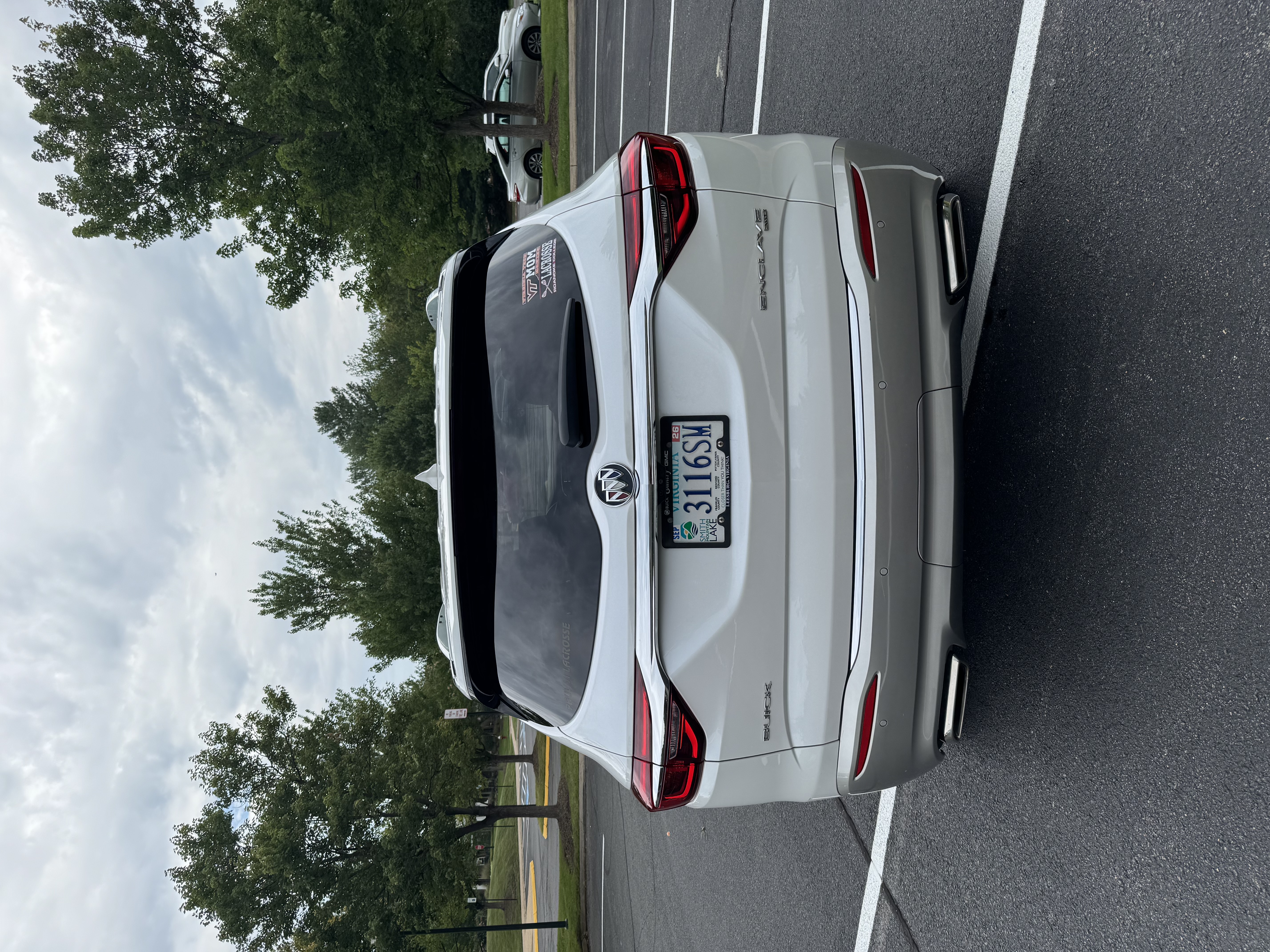 Used 2018 Buick Enclave Avenir AWD/4WD image 8