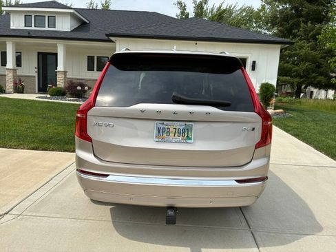 Used 2024 Volvo XC90 B6 Plus w/ Protection Package AWD/4WD image 5
