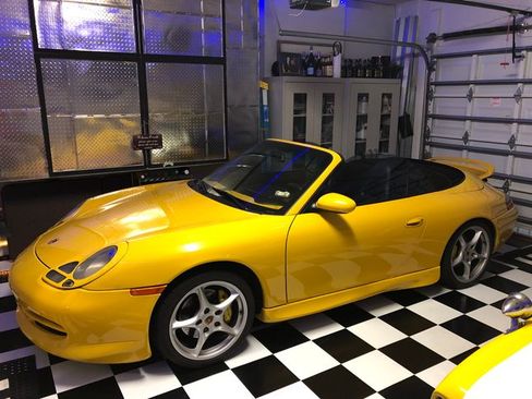 Used 2001 Porsche 911 Carrera 4 image 9