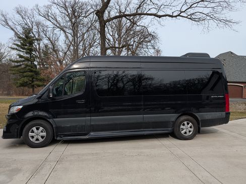 Used 2022 Mercedes-Benz Sprinter 2500 image 26