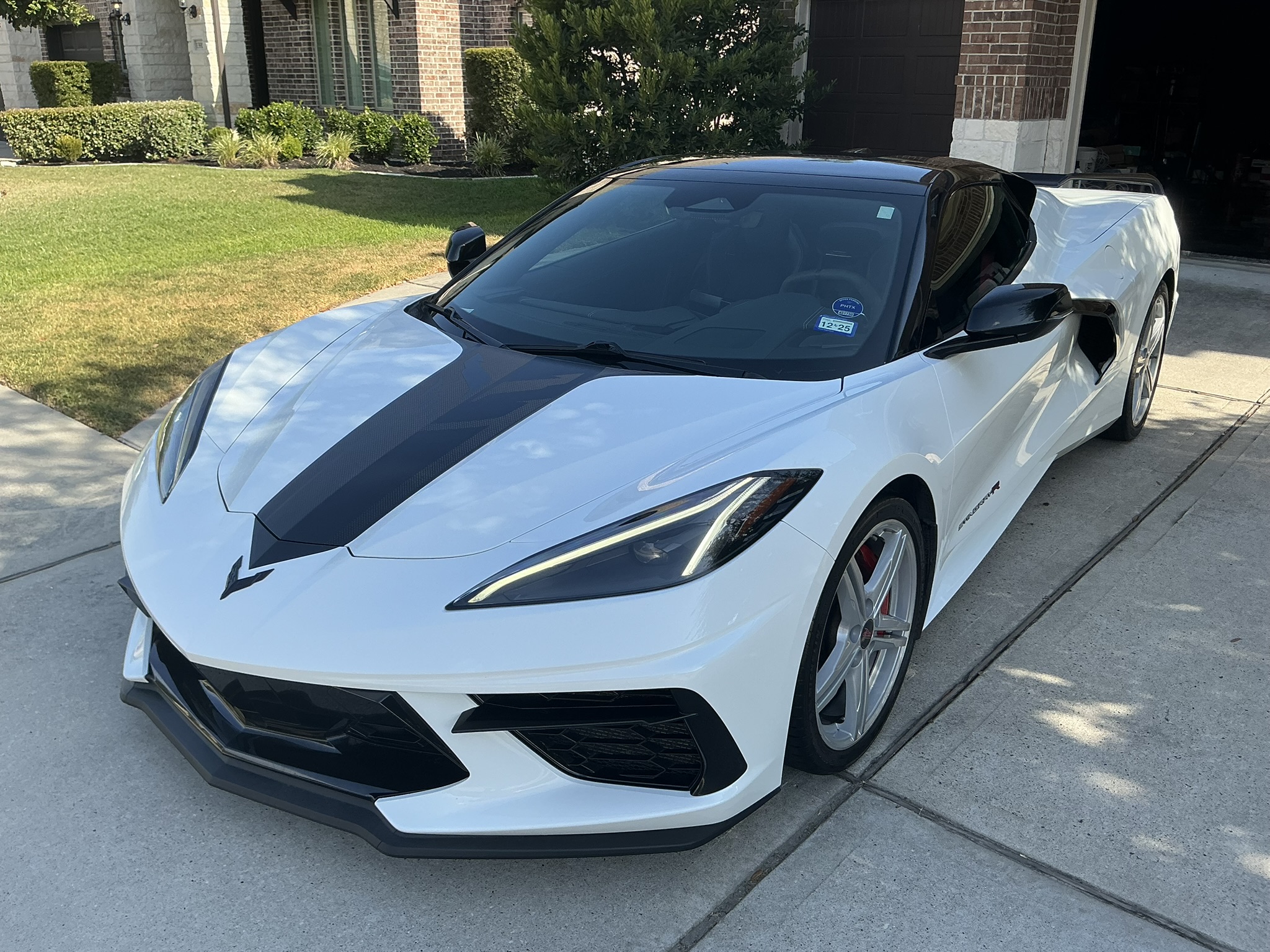 Used 2024 Chevrolet Corvette Stingray Convertible w/ Z51 Performance Package RWD image 17