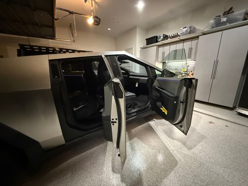 Used 2024 Tesla Cybertruck Cyberbeast image 16