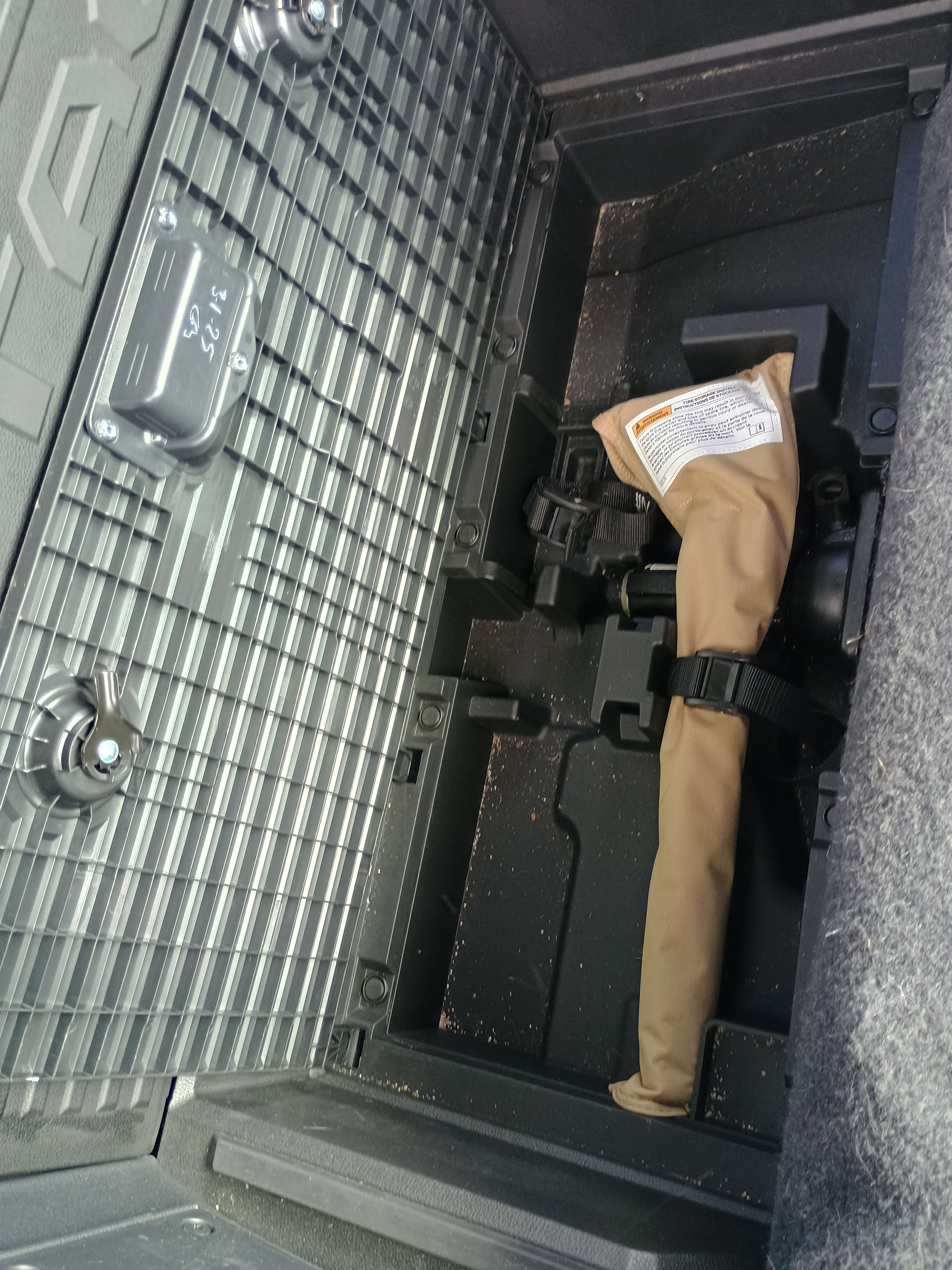 Used 2025 Toyota Tacoma SR RWD image 16