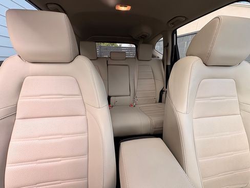 Used 2022 Honda CR-V Touring image 11