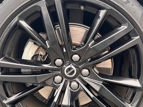 Used 2022 Volvo S60 B5 R-Design w/ Advanced Package image 13