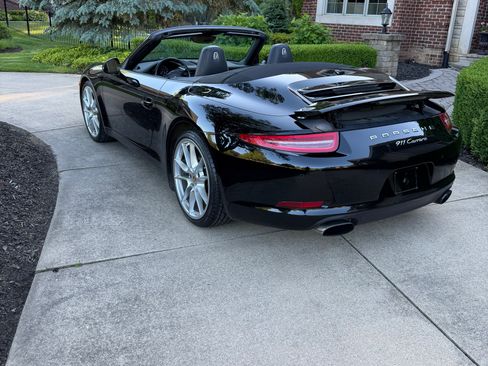 Used 2015 Porsche 911 Carrera image 6