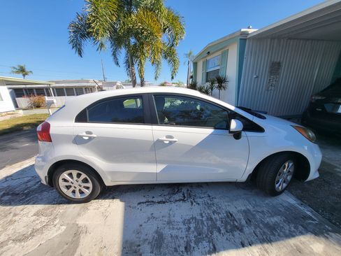 Used 2016 Kia Rio LX w/ Power Package image 2