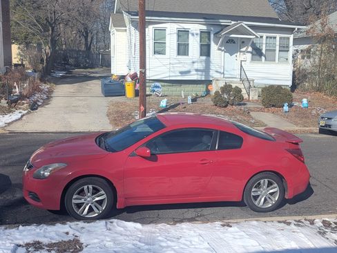 Used 2012 Nissan Altima 2.5 S image 2