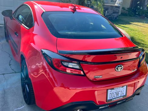 Used 2024 Toyota GR86 TRUENO Edition image 5