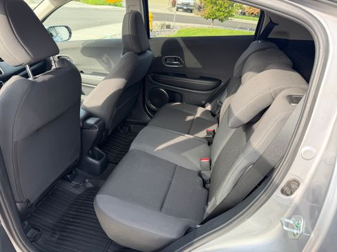 Used 2022 Honda HR-V EX image 19