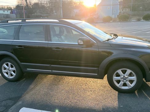 Used 2012 Volvo XC70 3.2 image 4