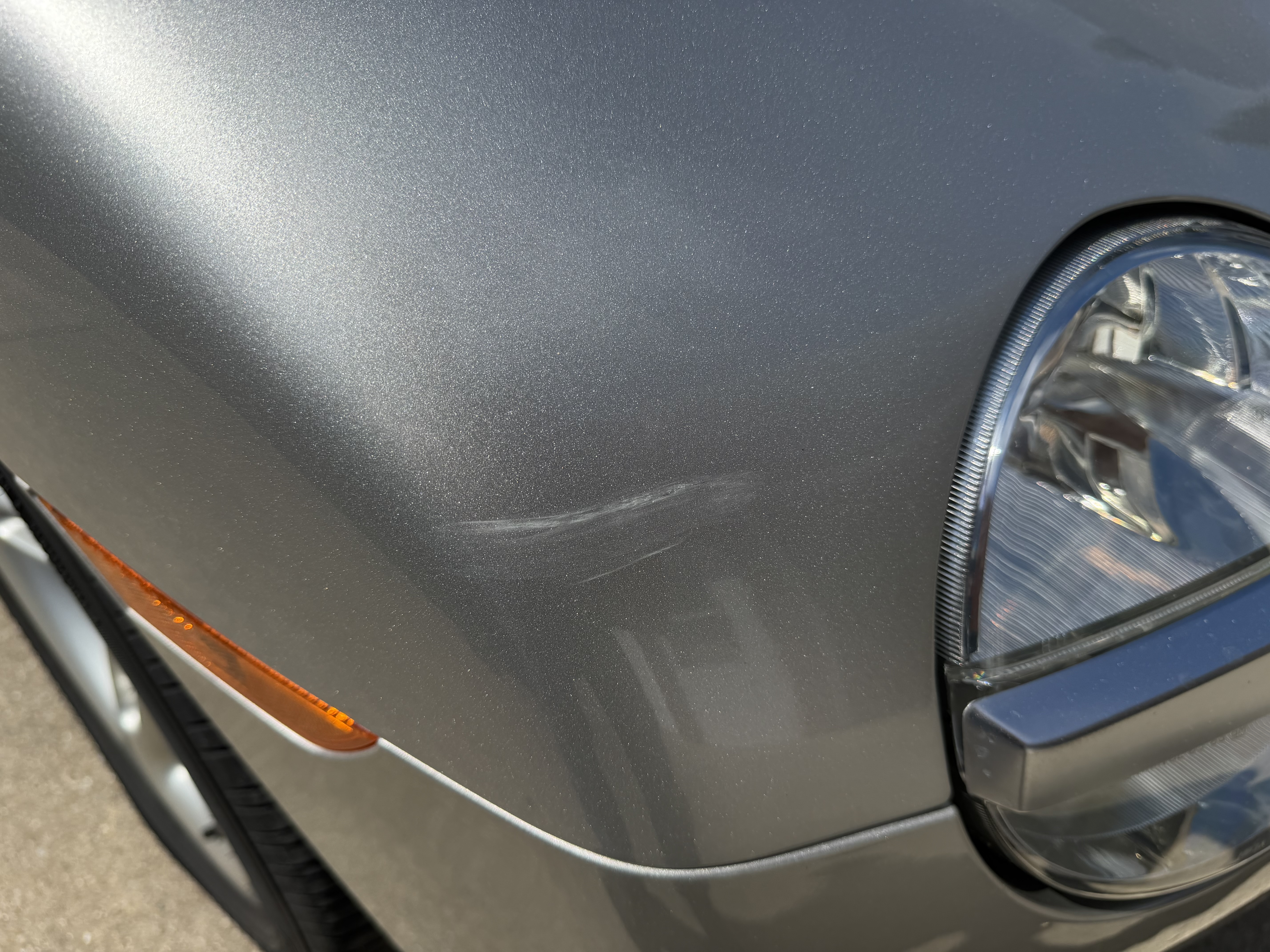 Used 2004 Chevrolet SSR w/ Preferred Equipment Group RWD image 10
