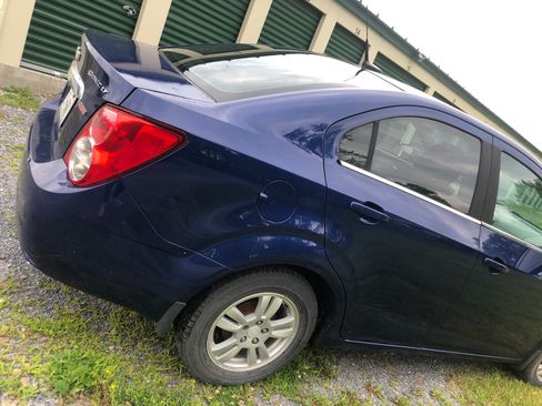 Used 2012 Chevrolet Sonic LT FWD image 5
