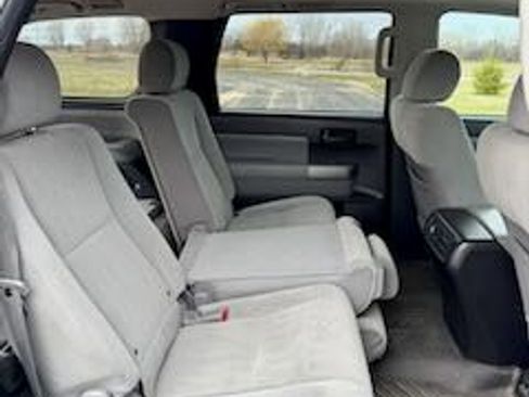 Used 2016 Toyota Sequoia SR5 image 13