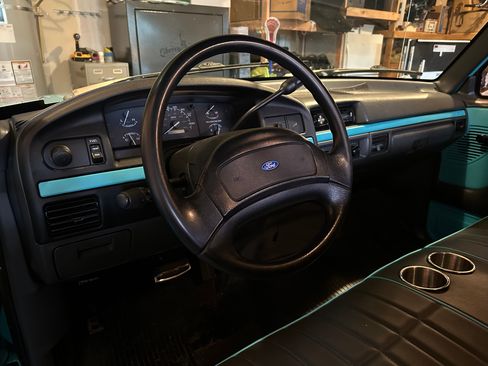 Used 1993 Ford F150 2WD Regular Cab image 5