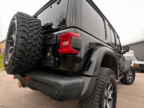 Used 2022 Jeep Wrangler Unlimited Rubicon w/ Steel Bumper Group AWD/4WD image 21