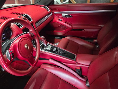 Used 2013 Porsche Boxster S image 2