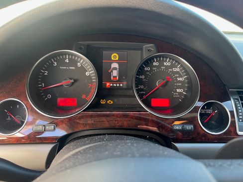 Used 2006 Audi A8 4.2 AWD/4WD image 7
