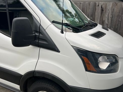 Used 2019 Ford Transit 250 148 Medium Roof RWD image 12