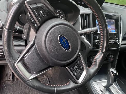 Used 2019 Subaru Crosstrek 2.0i Premium w/ Eyesight System AWD/4WD image 11