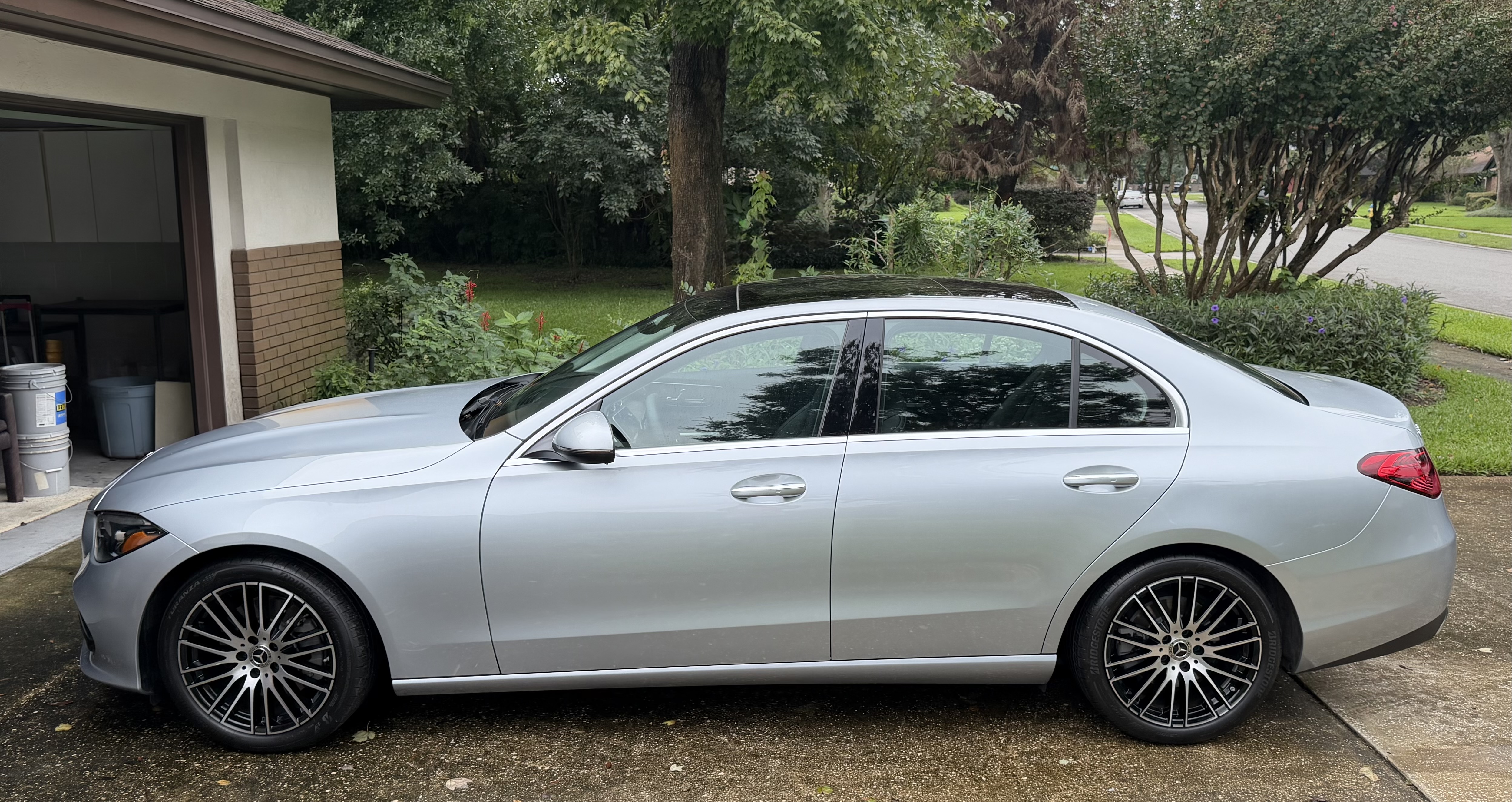 Used 2022 Mercedes-Benz C 300 Sedan image 1