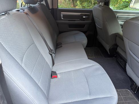 Used 2014 RAM 1500 Classic SLT AWD/4WD image 8