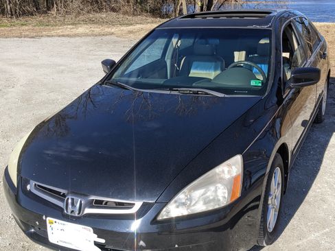 Used 2004 Honda Accord EX image 11