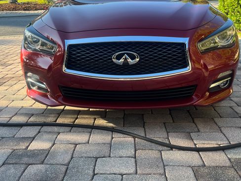 Used 2015 INFINITI Q50 Premium w/ Navigation Package image 4