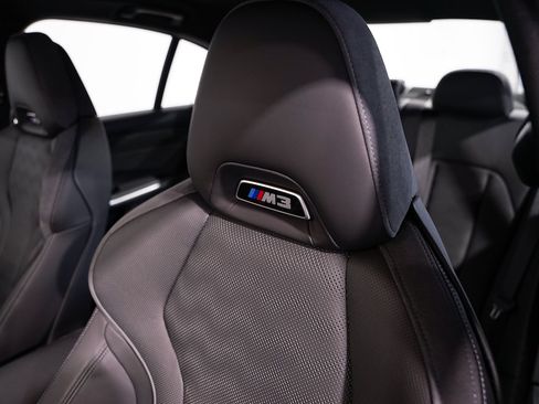 Used 2023 BMW M3 Sedan w/ Executive Package image 28