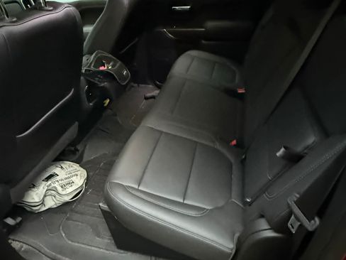 Used 2019 GMC Sierra 1500 SLT image 13