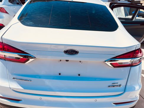 Used 2019 Ford Fusion SE image 6