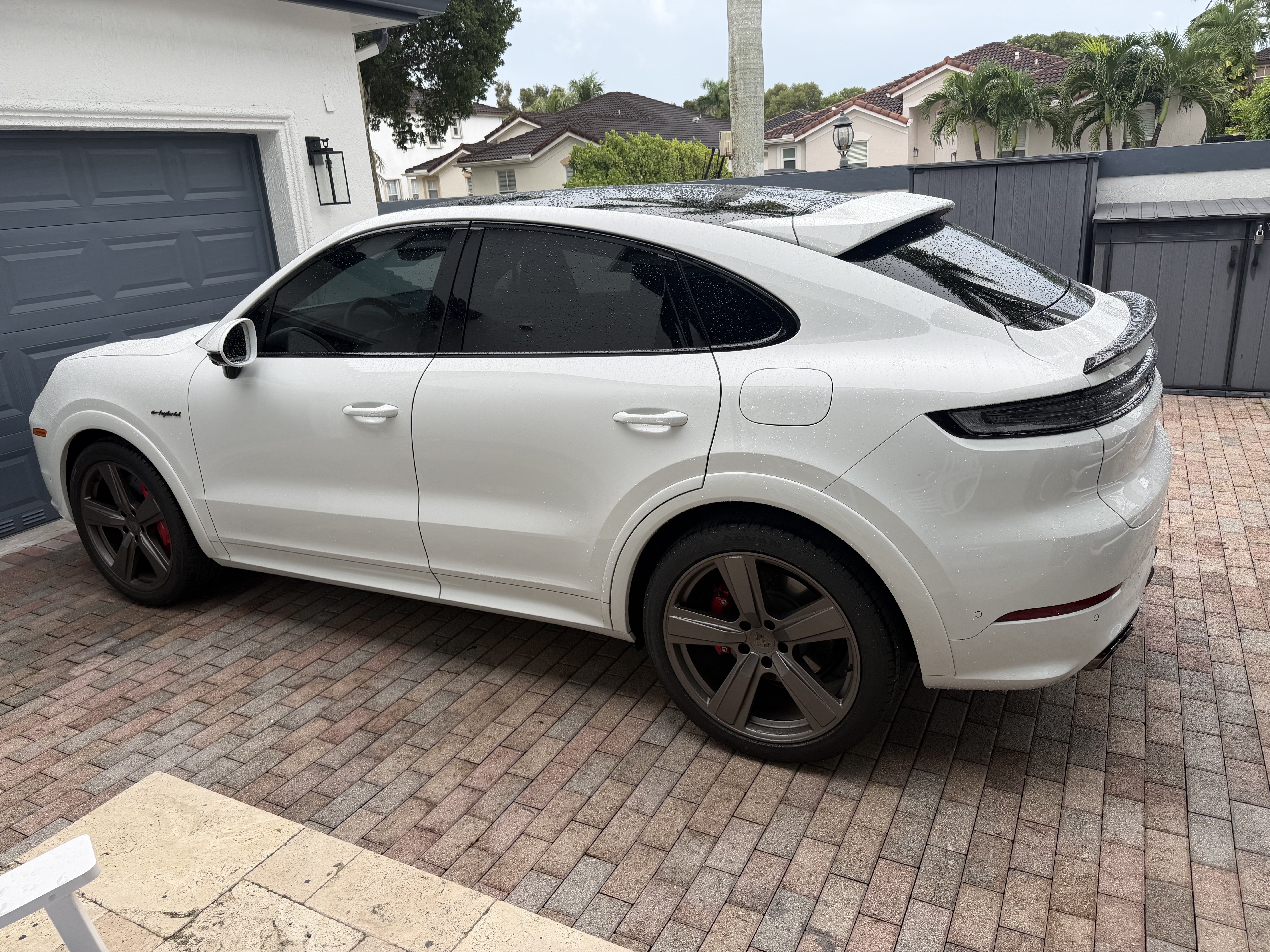 Used 2026 Porsche Cayenne Turbo AWD/4WD image 1