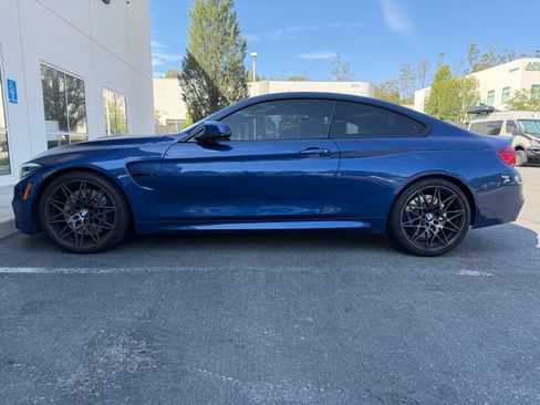 Used 2020 BMW M4 Coupe w/ Competition Package RWD image 5