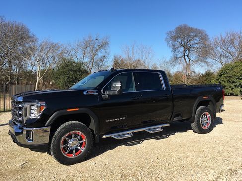 Used 2020 GMC Sierra 2500 SLE w/ SLE Value Package; image 13