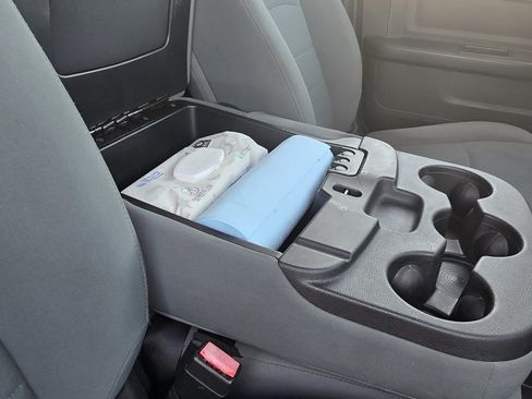 Used 2018 RAM 3500 Tradesman w/ Popular Equipment Group image 17