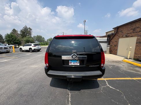 Used 2008 Cadillac Escalade AWD image 9
