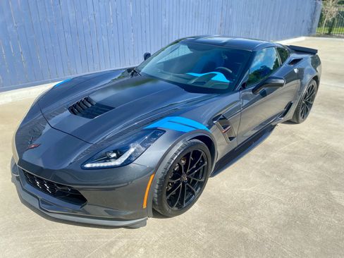 Used 2017 Chevrolet Corvette Grand Sport image 8