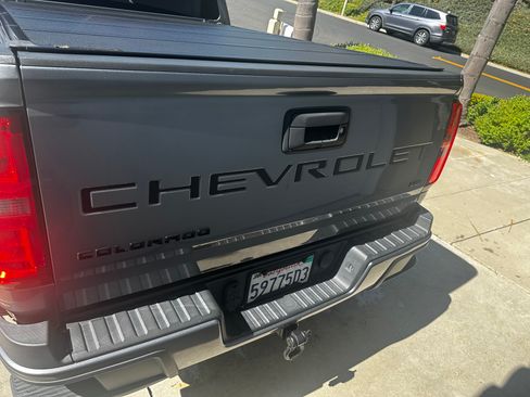 Used 2021 Chevrolet Colorado LT image 14