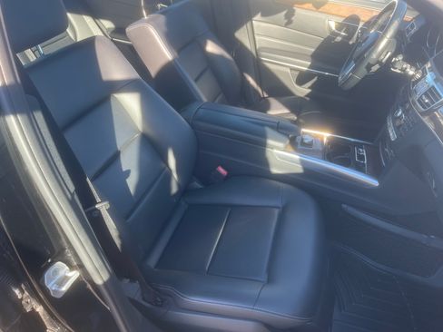 Used 2014 Mercedes-Benz E 350 4MATIC Sedan image 10