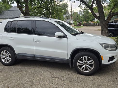 Used 2015 Volkswagen Tiguan S AWD/4WD image 9
