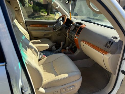 Used 2006 Lexus GX 470 image 11