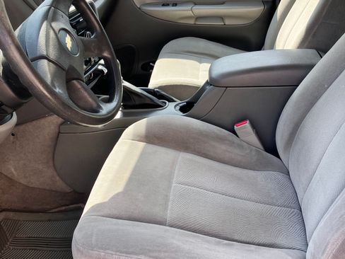 Used 2005 Chevrolet TrailBlazer LS w/ LS Preferred Equipment Group AWD/4WD image 12